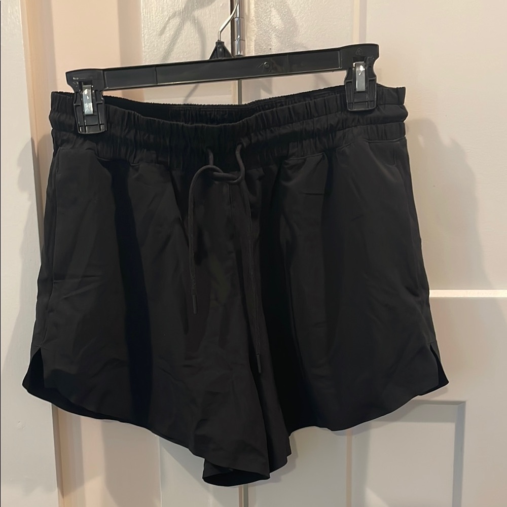 Athleta “Crossroads Short”, Small